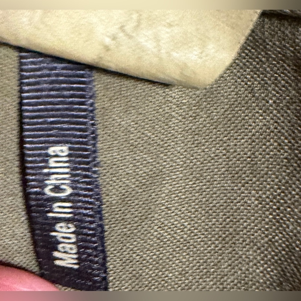 PAIGE Olive Green Studded Utility Button Down Shirt TENCEL Lyocell Size M - Picture 14 of 14